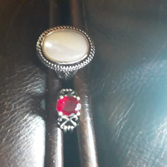 Rings - Picture 4 of 4